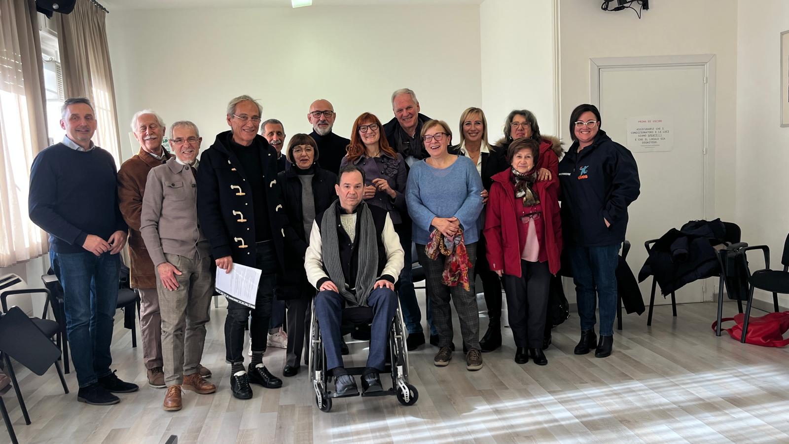 Foto di gruppo con alcuni rappresentanti dell'Assemblea d'interesse sanitario Ats Fermo