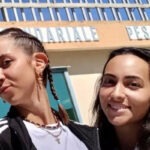 Angelica e Alessia, due giovani volontarie dell'associazione Bracciaperte