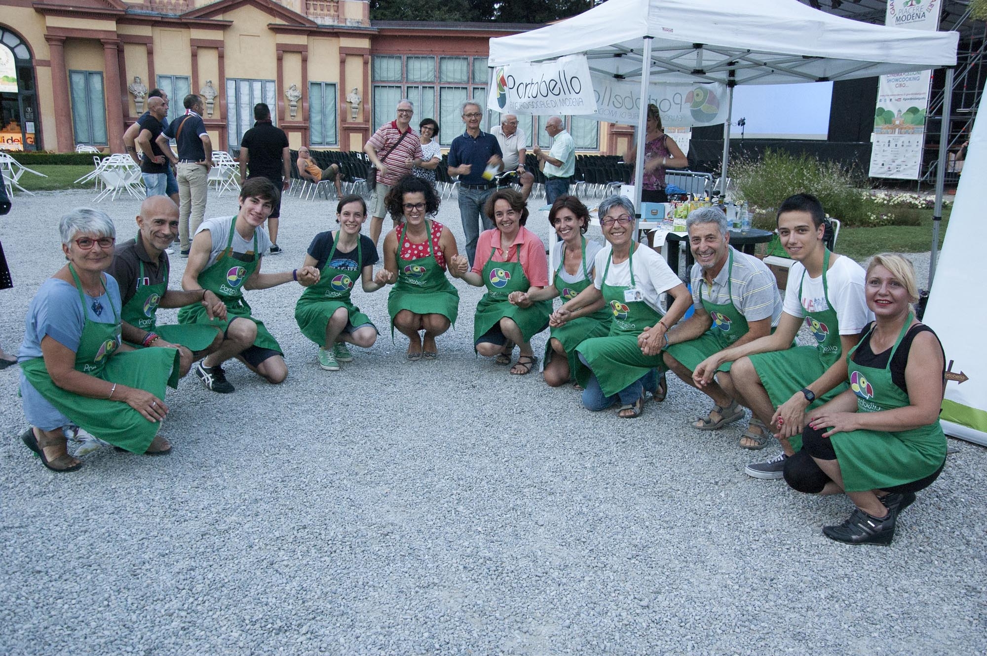 © Foto in copertina di Franca Catellani, progetto FIAF-CSVnet "Tanti per tutti. Viaggio nel volontariato italiano"