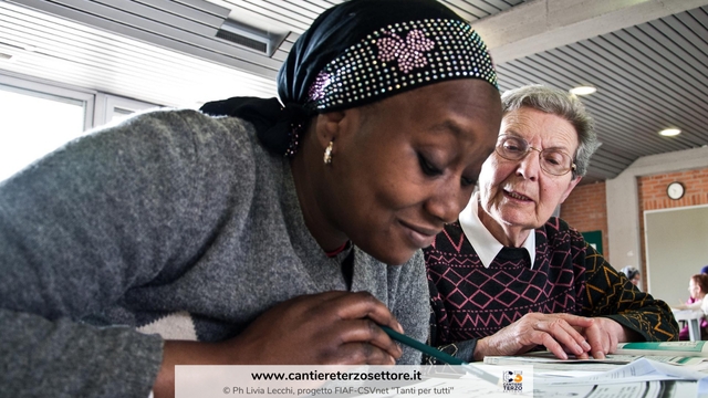 © Foto in copertina di Livia Lecchi, progetto FIAF-CSVnet "Tanti per tutti. Viaggio nel volontariato italiano"